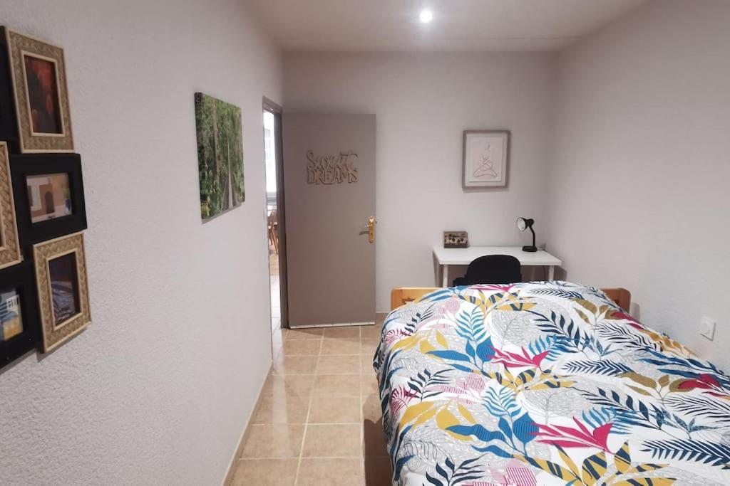 Charmant Appartement Centre Historique De フォワ エクステリア 写真